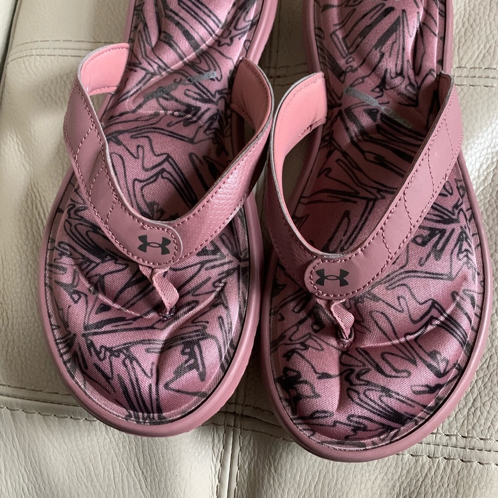 women's marbella flip flop sandal Size 10